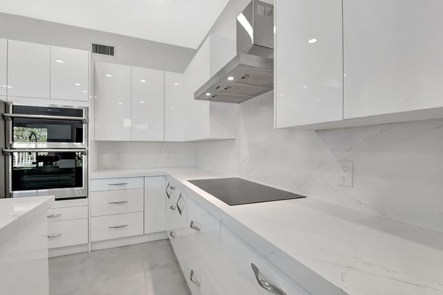 22330 Kettle Creek Way, Boca Raton, FL 33428