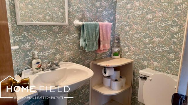 608 Ridgeview Drive, Corunna, MI 48817