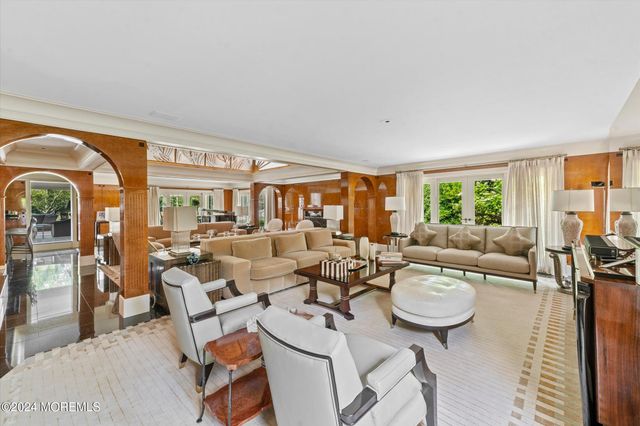 251 Park Avenue, Oakhurst, NJ 07755