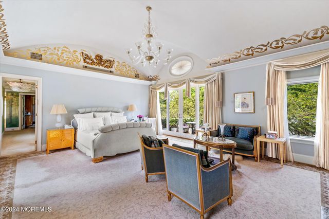 251 Park Avenue, Oakhurst, NJ 07755