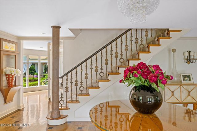 251 Park Avenue, Oakhurst, NJ 07755