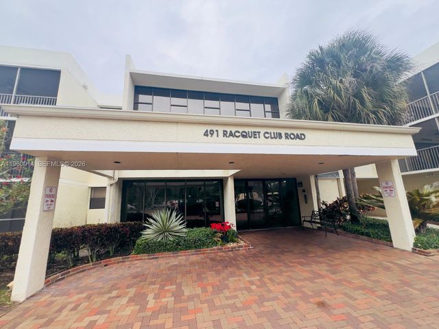 491 Racquet Club Road 211, Weston, FL 33326