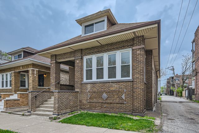 7449 S Vernon Avenue, Chicago, IL 60619