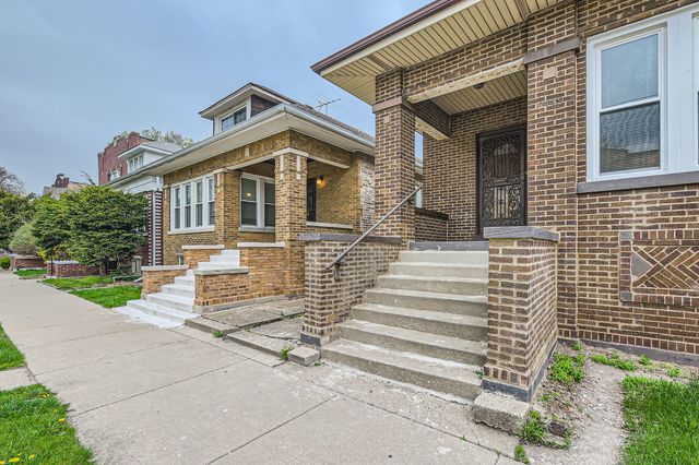 7449 S Vernon Avenue, Chicago, IL 60619
