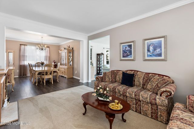 22 Cliffwood Drive, Allentown, NJ 08501