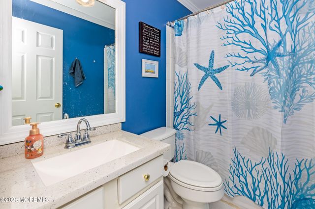 22 Cliffwood Drive, Allentown, NJ 08501