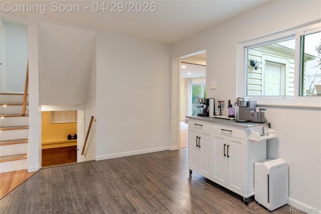 39832 Parklawn Drive, Sterling Heights, MI 48313