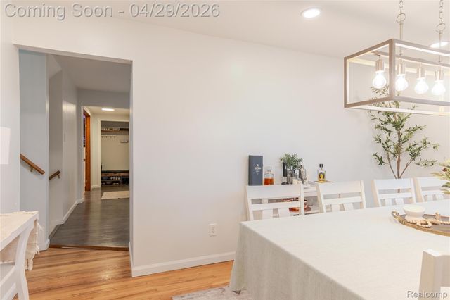 39832 Parklawn Drive, Sterling Heights, MI 48313