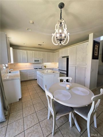 13736 Lark Court, Victorville, CA 92394