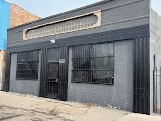 6743 S Western Avenue, Chicago, IL 60636