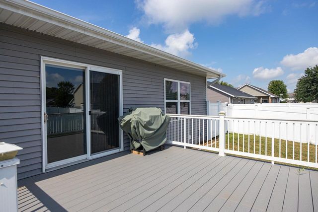 532 PATRICK LANE, Pulaski, WI 54162