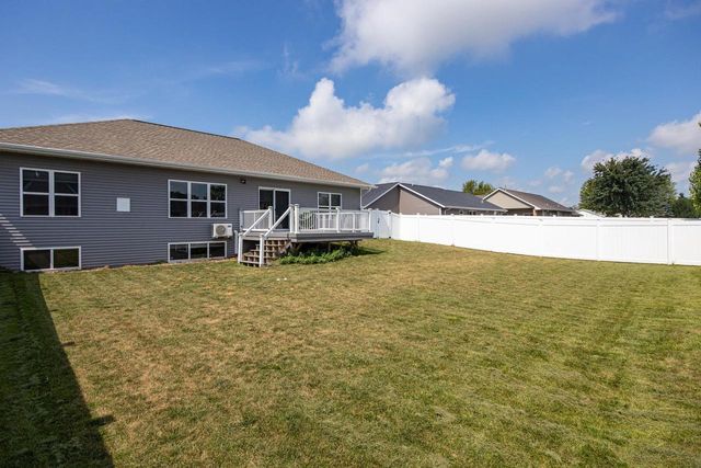532 PATRICK LANE, Pulaski, WI 54162