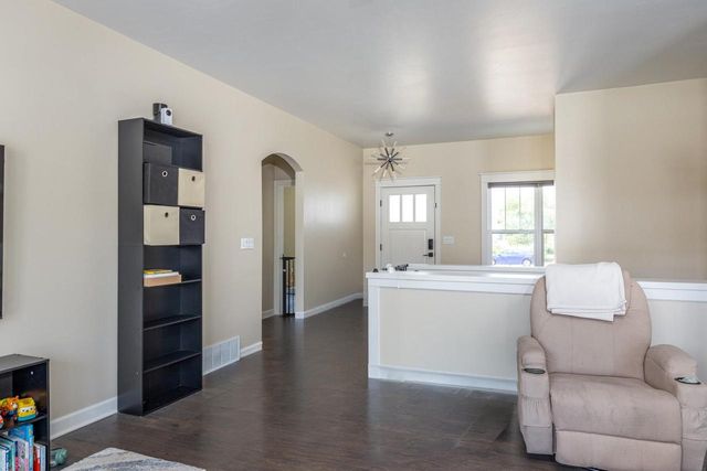 532 PATRICK LANE, Pulaski, WI 54162