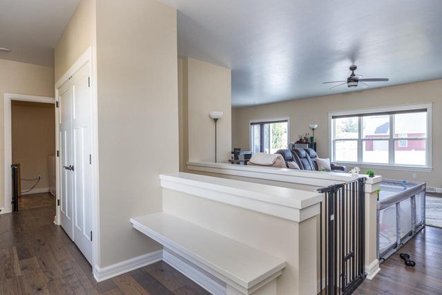 532 PATRICK LANE, Pulaski, WI 54162