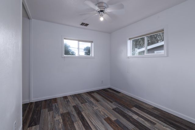 1121 Washburn Way, Klamath Falls, OR 97603