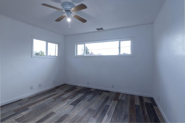 1121 Washburn Way, Klamath Falls, OR 97603