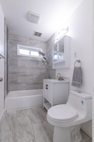 1121 Washburn Way, Klamath Falls, OR 97603