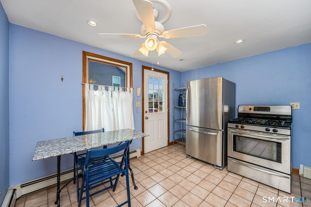 185 Meadowside Road, Milford, CT 06460