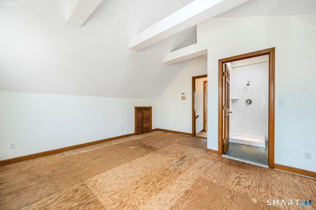 185 Meadowside Road, Milford, CT 06460