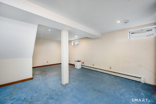 185 Meadowside Road, Milford, CT 06460