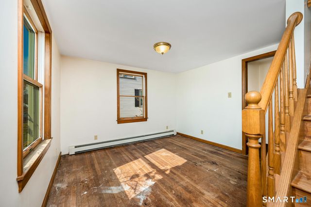 185 Meadowside Road, Milford, CT 06460