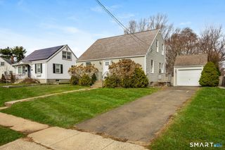 185 Meadowside Road, Milford, CT 06460