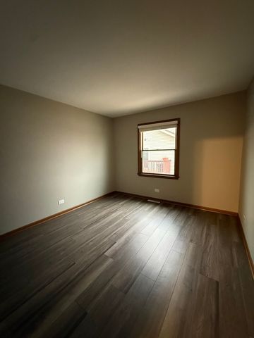 53 Spuhler Drive 53, Batavia, IL 60510