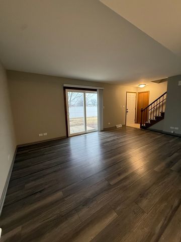 53 Spuhler Drive 53, Batavia, IL 60510