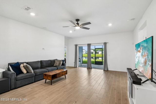 9729 GAYNOR Circle, Jacksonville, FL 32219