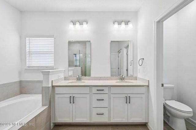 9729 GAYNOR Circle, Jacksonville, FL 32219