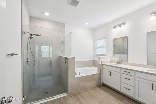 9729 GAYNOR Circle, Jacksonville, FL 32219