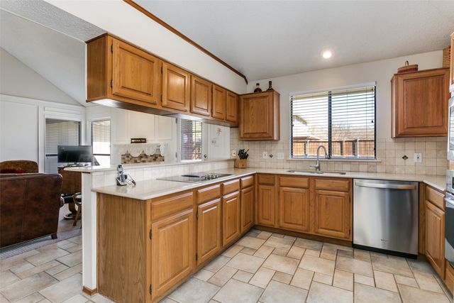 3414 Spring Willow Drive, Grapevine, TX 76051