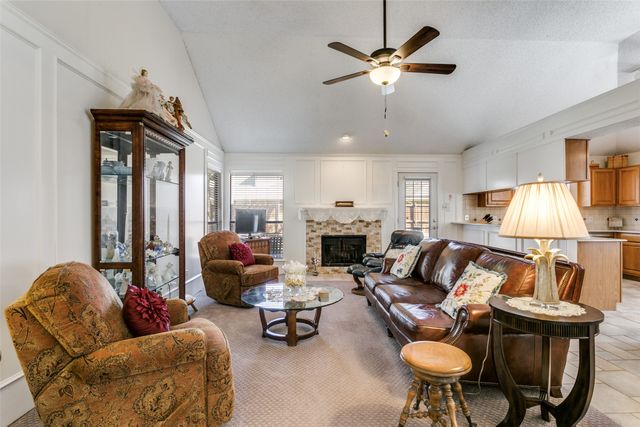 3414 Spring Willow Drive, Grapevine, TX 76051