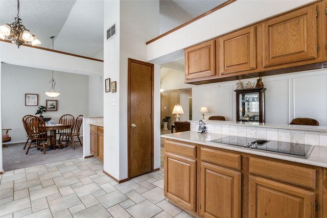 3414 Spring Willow Drive, Grapevine, TX 76051