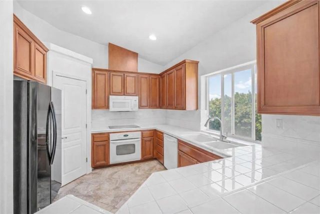 2742 Niverth, Santa Maria, CA 93455