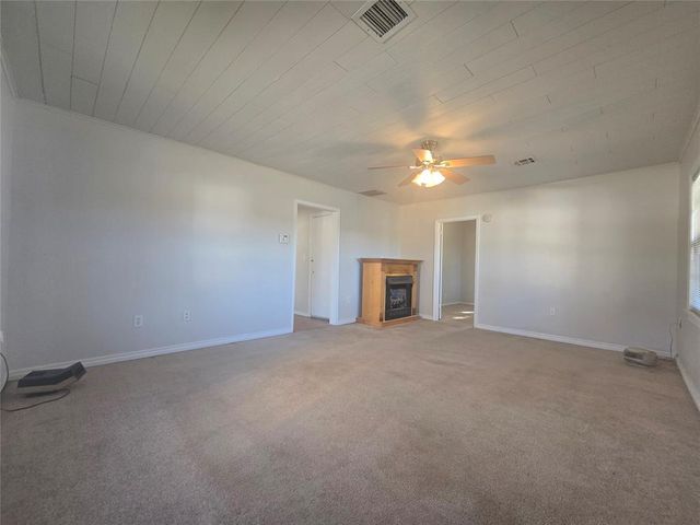 201 S Dixon Avenue, Shawnee, OK 74801