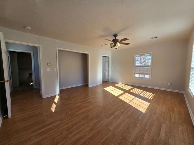 201 S Dixon Avenue, Shawnee, OK 74801