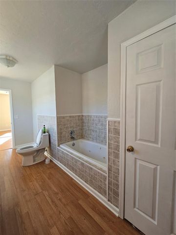 201 S Dixon Avenue, Shawnee, OK 74801