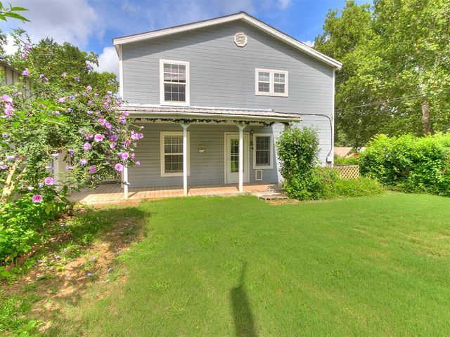 201 S Dixon Avenue, Shawnee, OK 74801