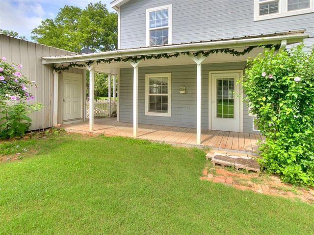 201 S Dixon Avenue, Shawnee, OK 74801