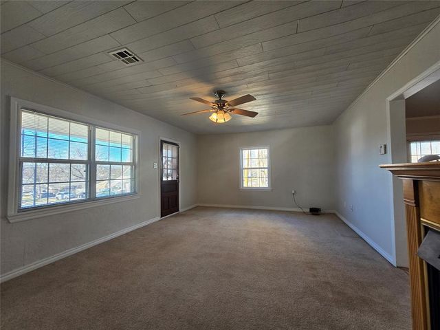 201 S Dixon Avenue, Shawnee, OK 74801