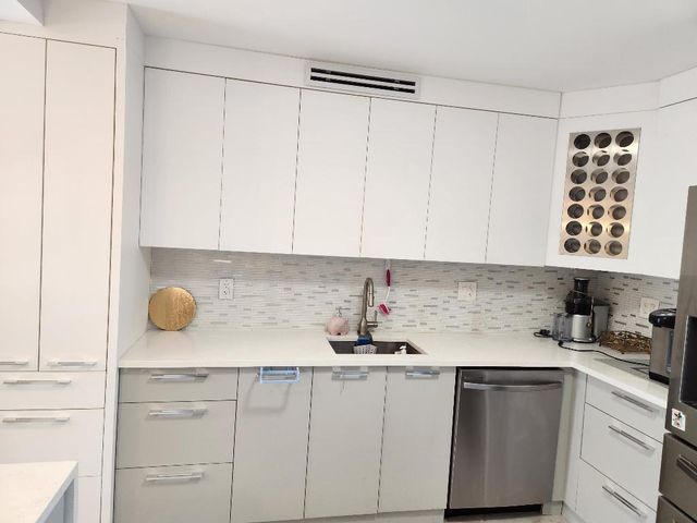 6557 Burning Wood Drive 215, Boca Raton, FL 33433