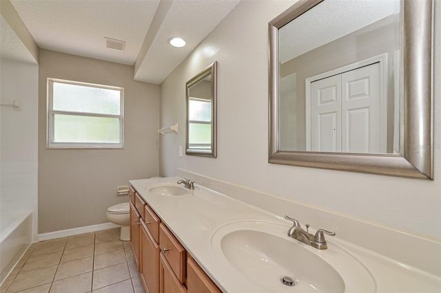 99 JAKE COURT, Ocoee, FL 34761