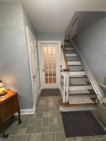 112 Beechwood DR, Franklin, VA 23851