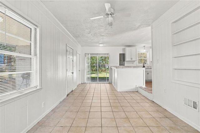 556 Monticello Drive SW, Mableton, GA 30126