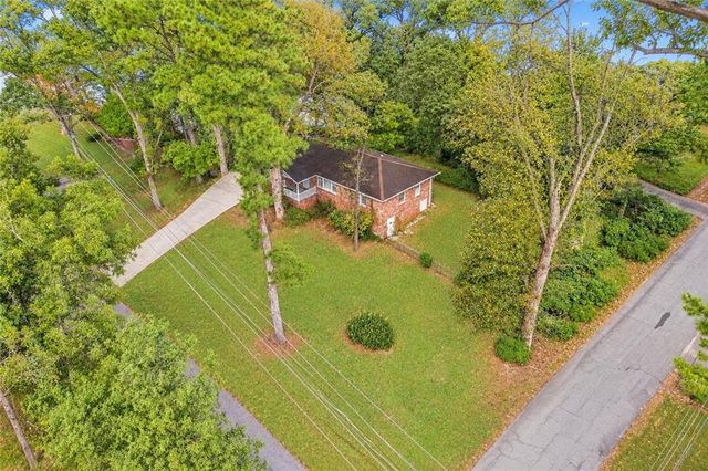 556 Monticello Drive SW, Mableton, GA 30126