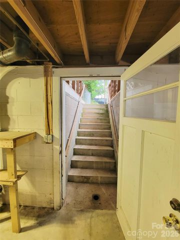 45 Browndale Road, Asheville, NC 28805