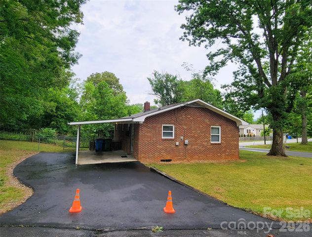 45 Browndale Road, Asheville, NC 28805