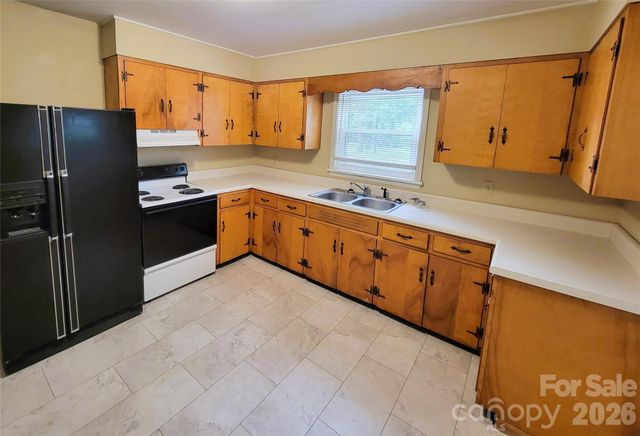 45 Browndale Road, Asheville, NC 28805