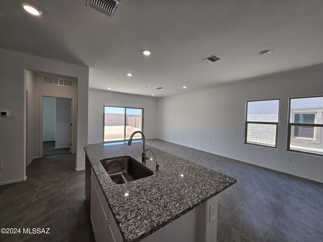 10023 N Cascalote Lane, Marana, AZ 85653